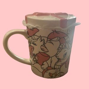 Disney The Aristocats Marie Covered Mug with Lid